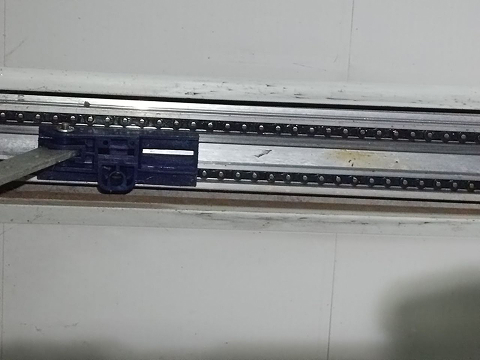 установка защитных роллет